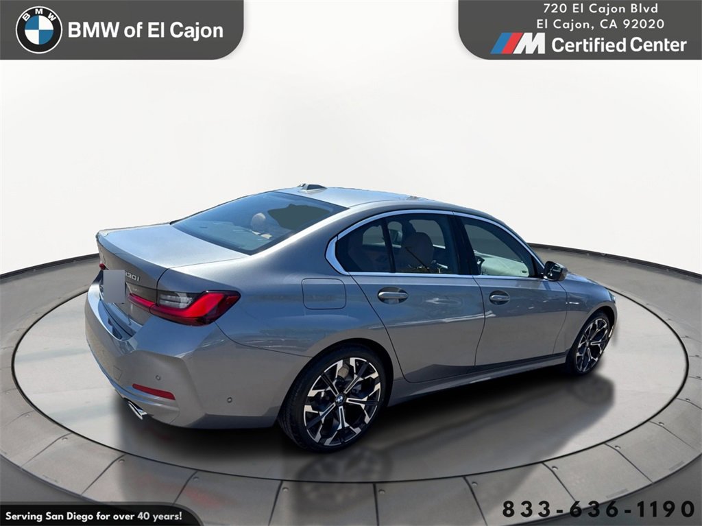 New 2025 BMW 330i Sedan w/ Convenience Package image 5