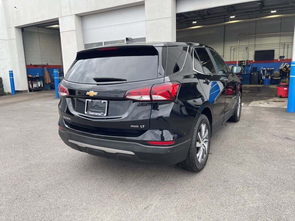 Used 2023 Chevrolet Equinox LT AWD/4WD image 7