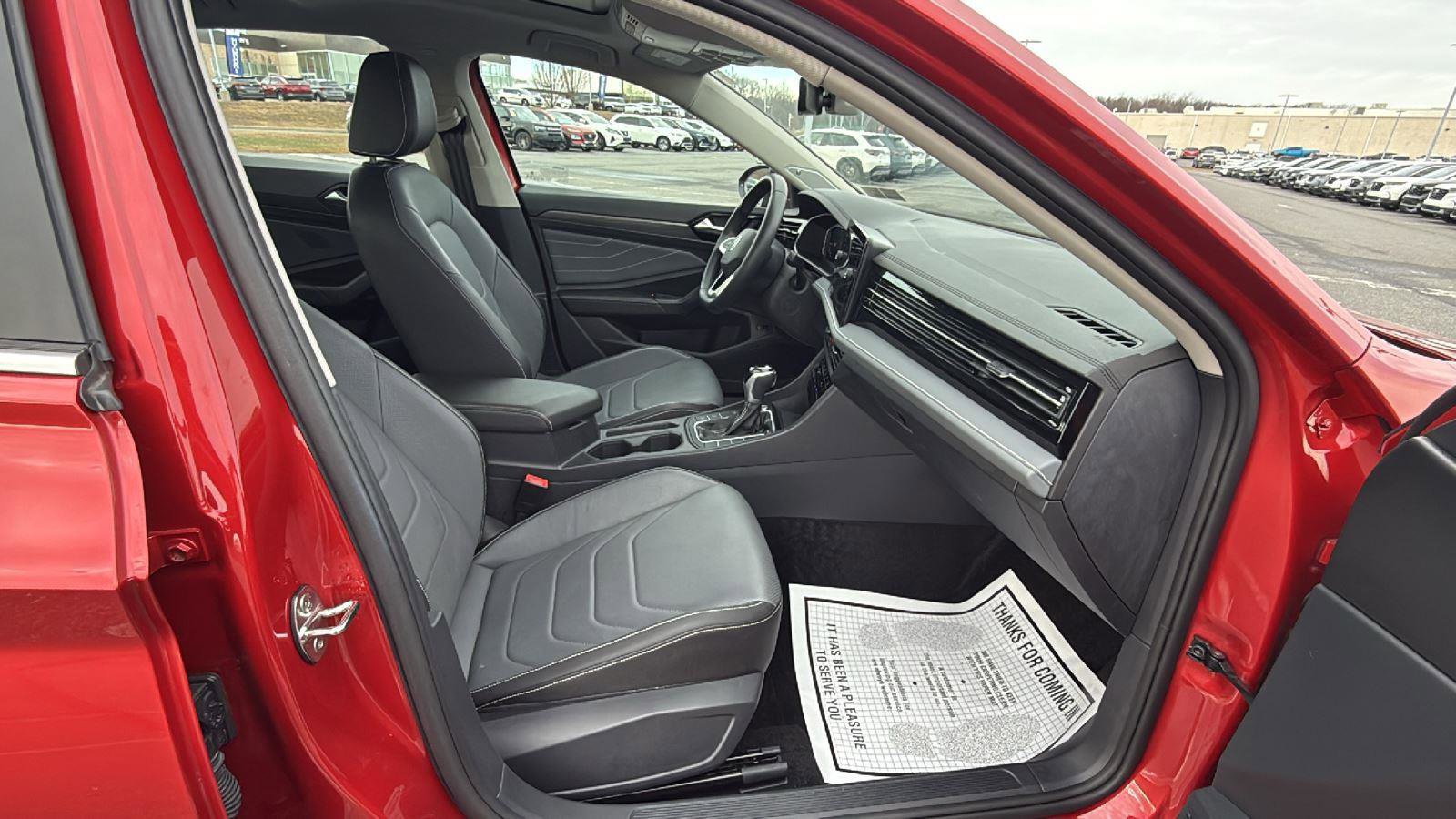 Used 2025 Volkswagen Jetta SEL image 19