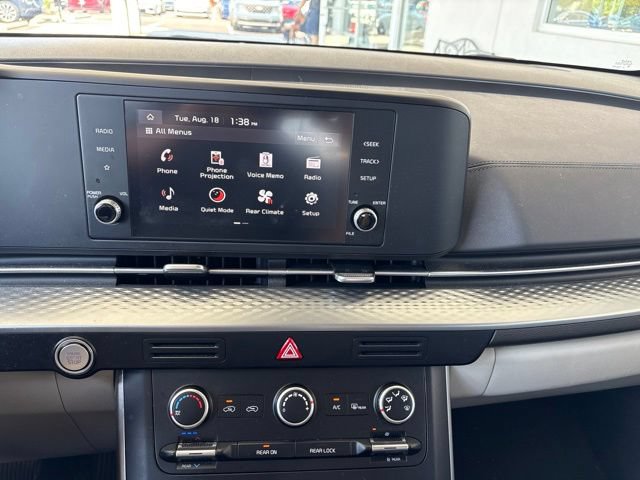 Certified 2024 Kia Carnival LX FWD image 14