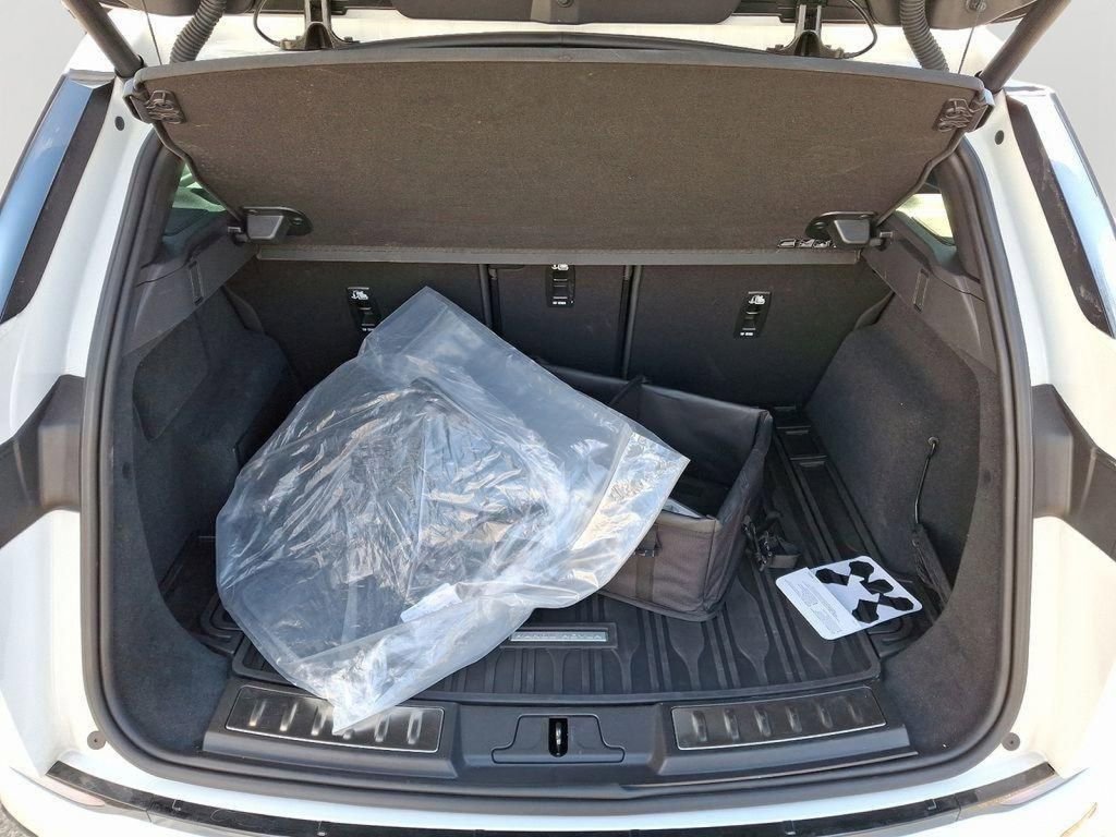 Used 2023 Land Rover Range Rover Evoque R-Dynamic S image 27