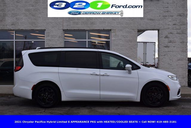 Used 2021 Chrysler Pacifica Limited w/ S Appearance Package image 3