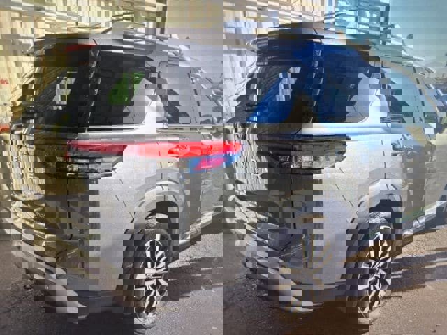 Certified 2024 Nissan Pathfinder Platinum w/ Cargo Package image 6