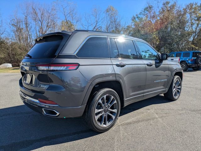 Used 2022 Jeep Grand Cherokee Overland w/ Luxury Tech Group IV image 4