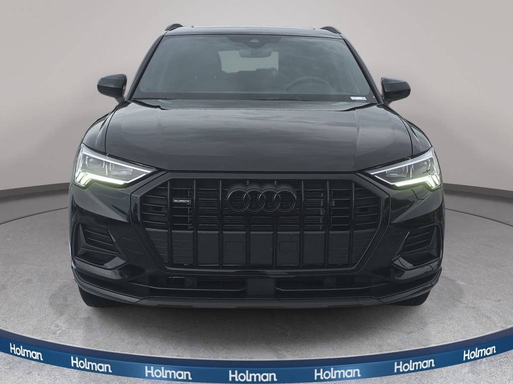 Certified 2023 Audi Q3 2.0T Premium AWD/4WD image 2
