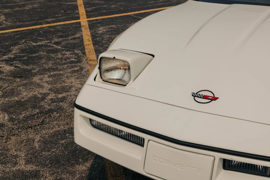 Used 1990 Chevrolet Corvette Convertible image 25