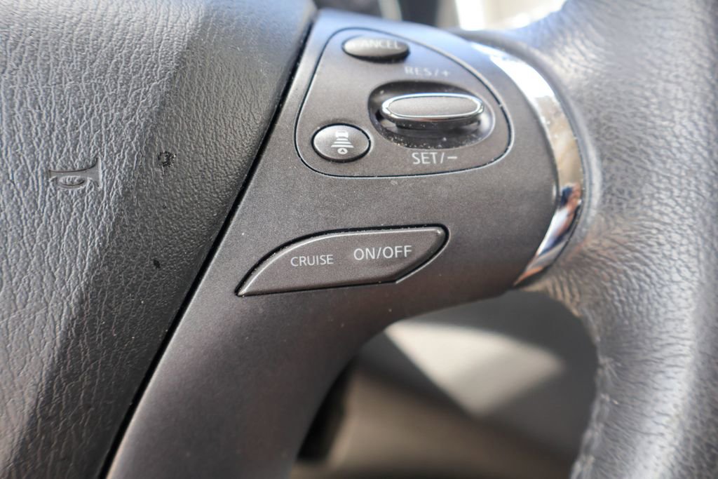 Used 2024 Nissan Murano SV FWD image 13