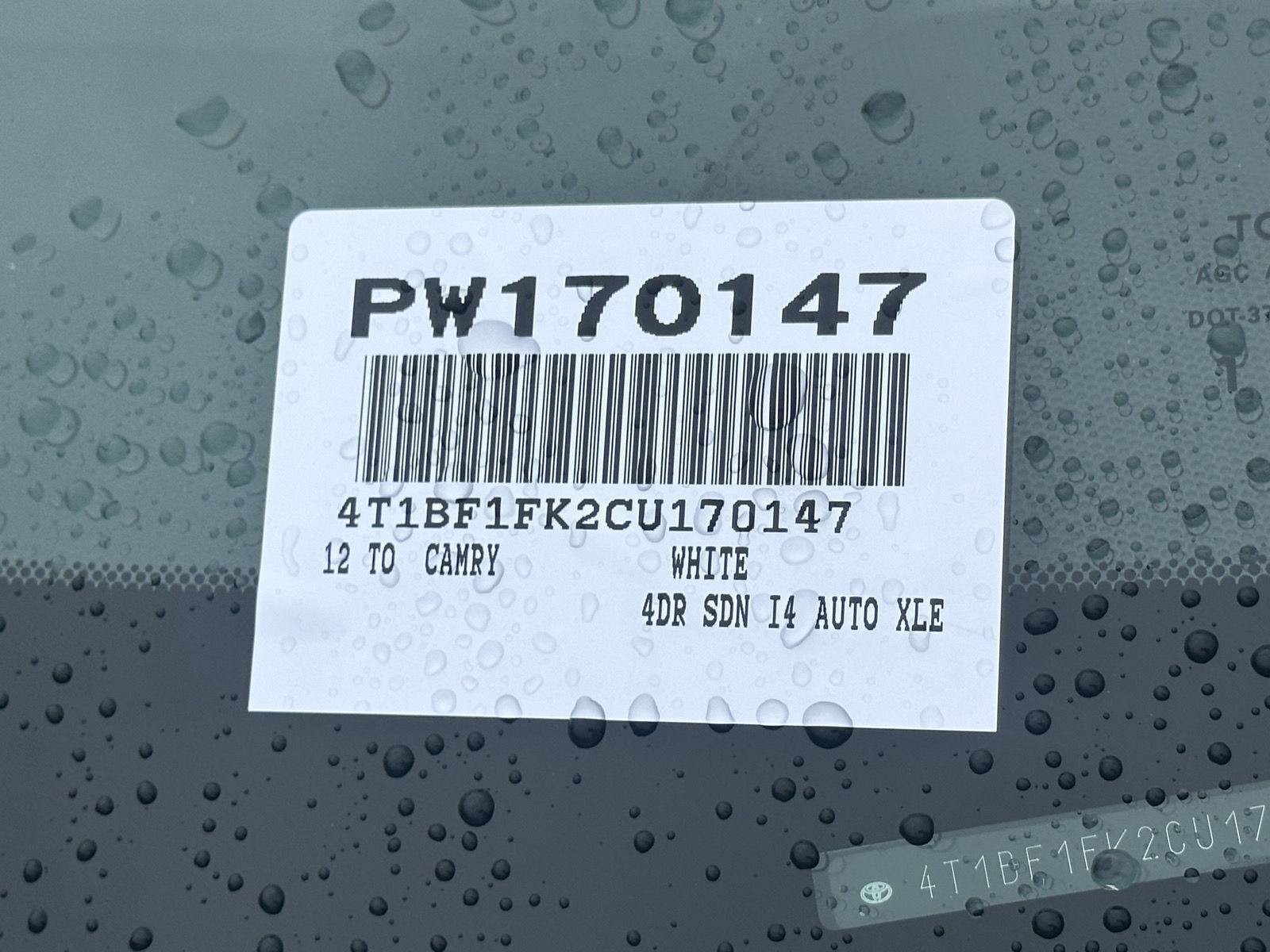 Used 2012 Toyota Camry XLE w/ Leather Pkg FWD image 14