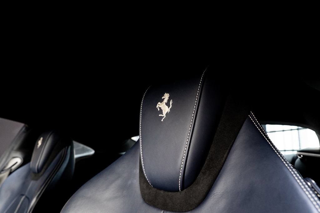 Used 2022 Ferrari Roma RWD image 33