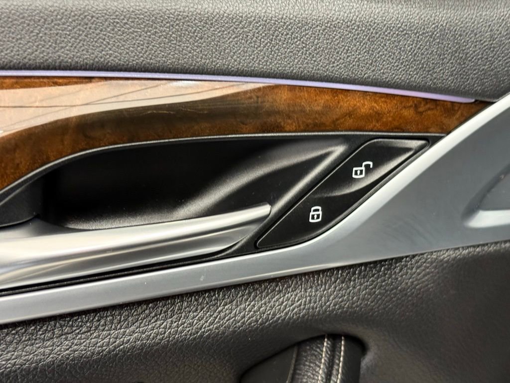 Used 2017 BMW 540i xDrive image 19