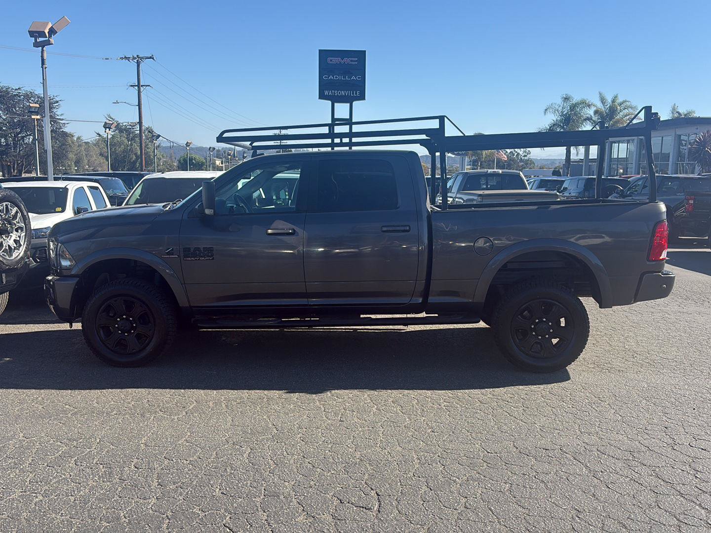 Used 2018 RAM 2500 Big Horn w/ Sport Appearance Group AWD/4WD image 17
