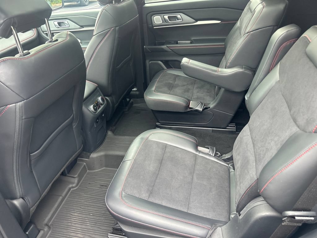 Used 2025 Ford Explorer ST w/ Sun And Sound Package RWD image 28