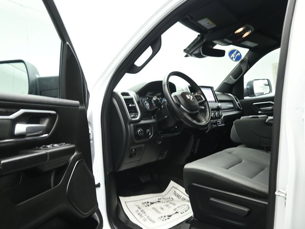 Used 2024 RAM 1500 Big Horn image 9