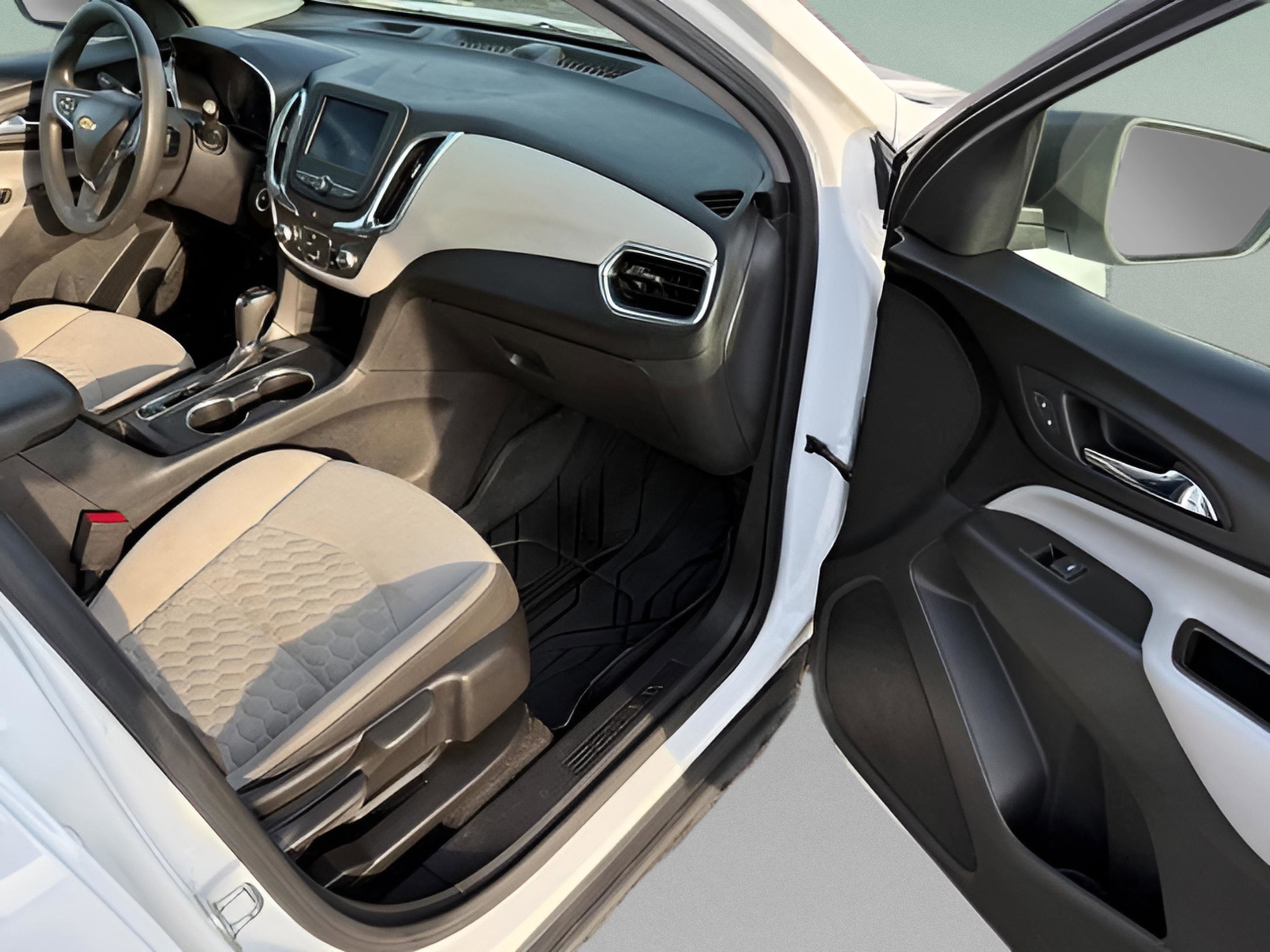 Used 2020 Chevrolet Equinox LS w/ LPO, Floor Liner Package image 13