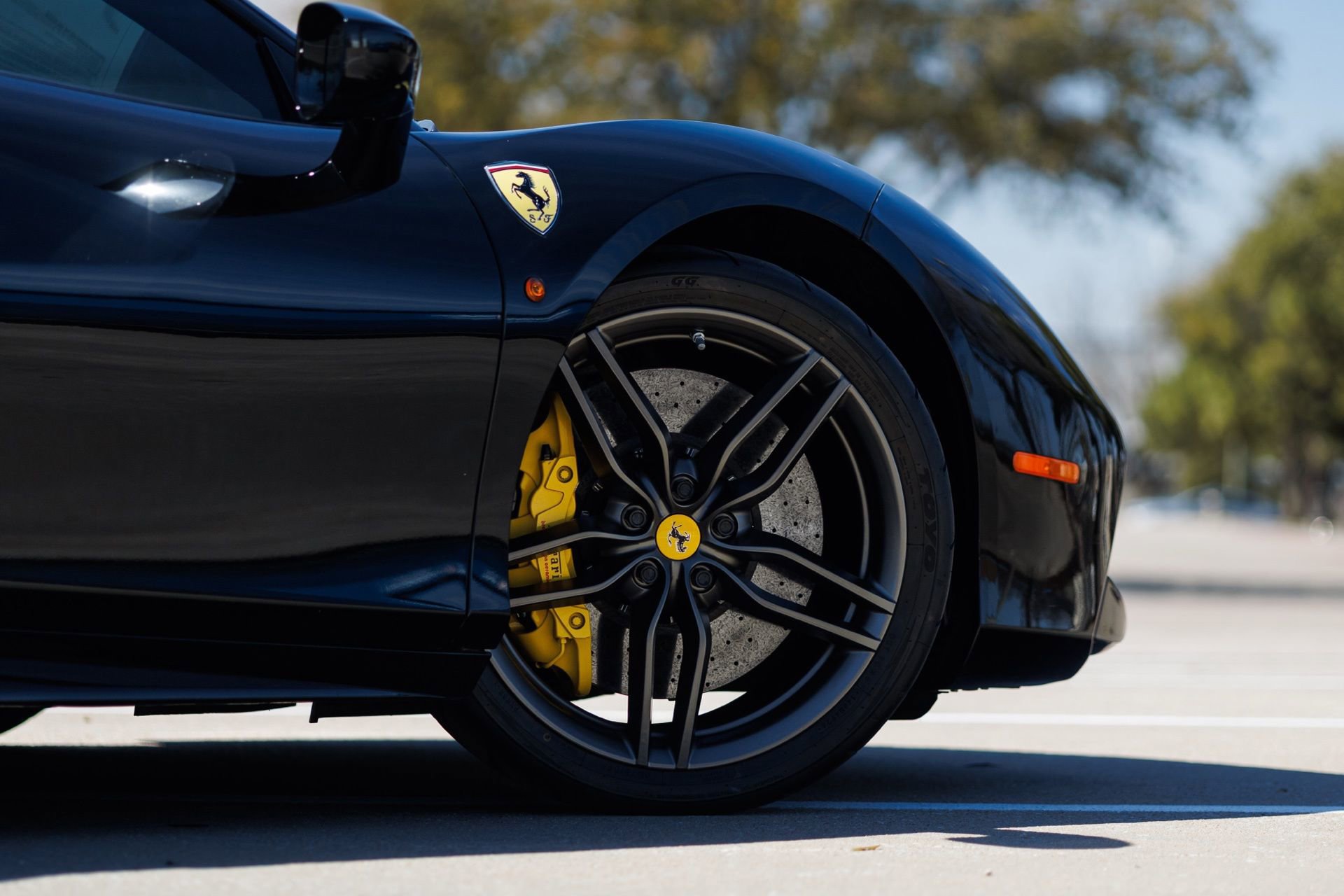 Used 2017 Ferrari 488 GTB image 22