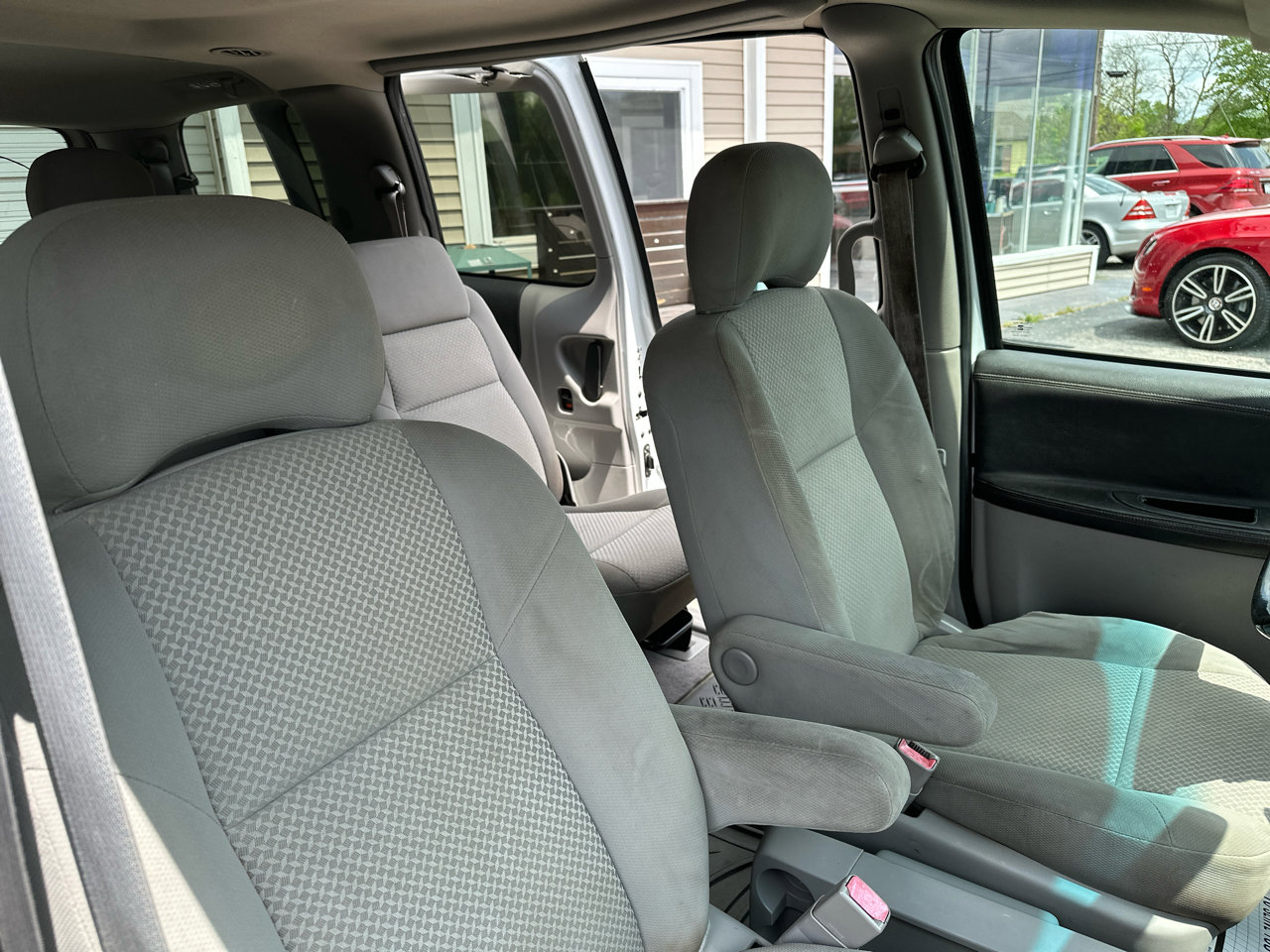 Used 2006 Pontiac Montana SV6 w/ Convenience Package image 17