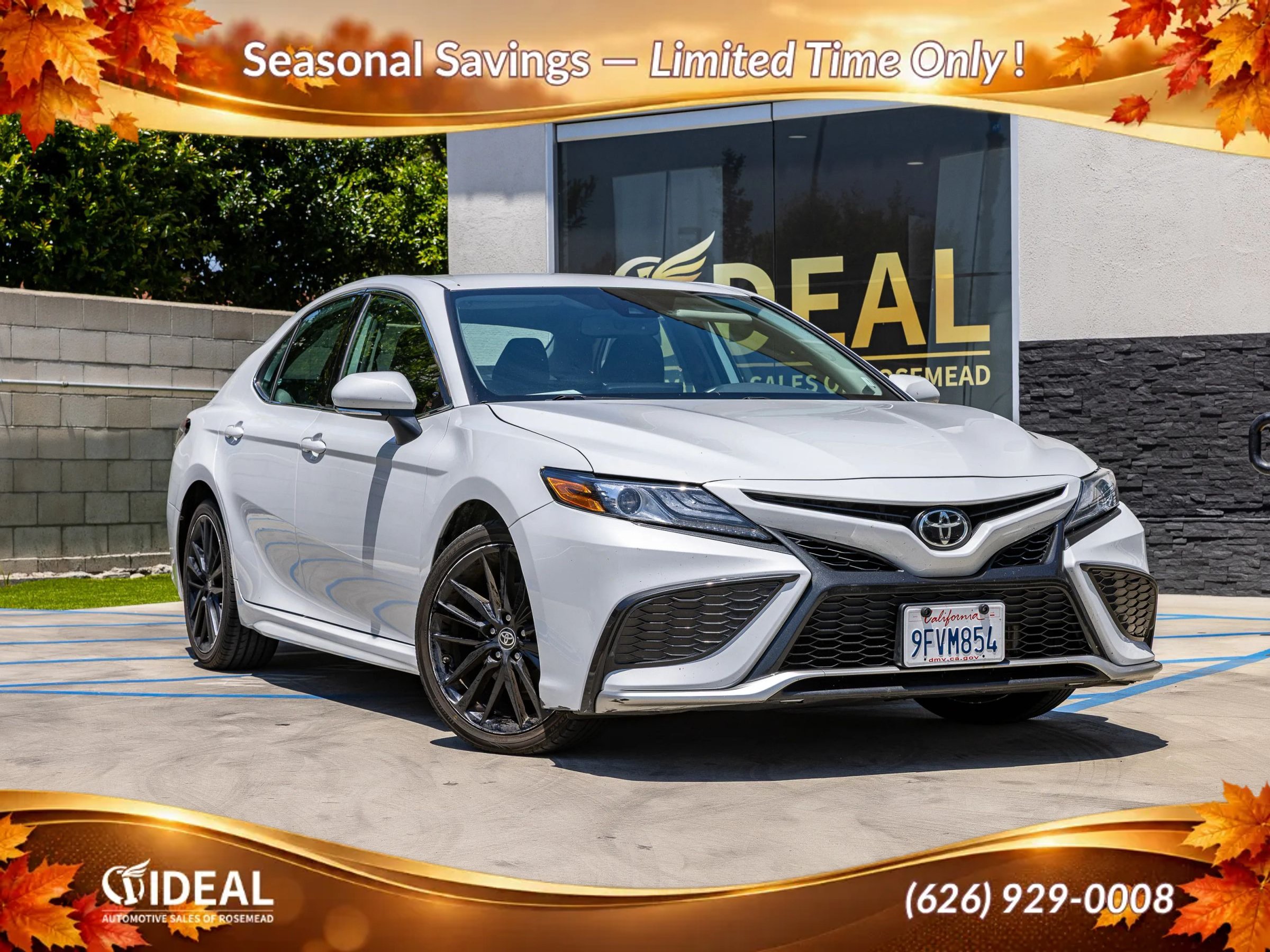 Used 2023 Toyota Camry XSE FWD image 1