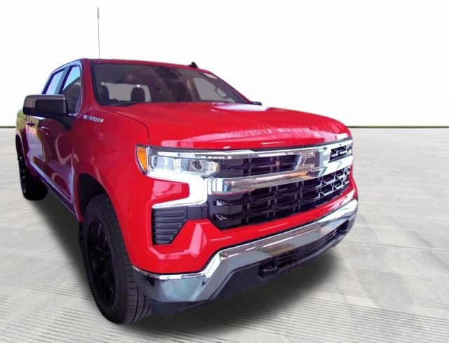 Used 2024 Chevrolet Silverado 1500 LT AWD/4WD image 5