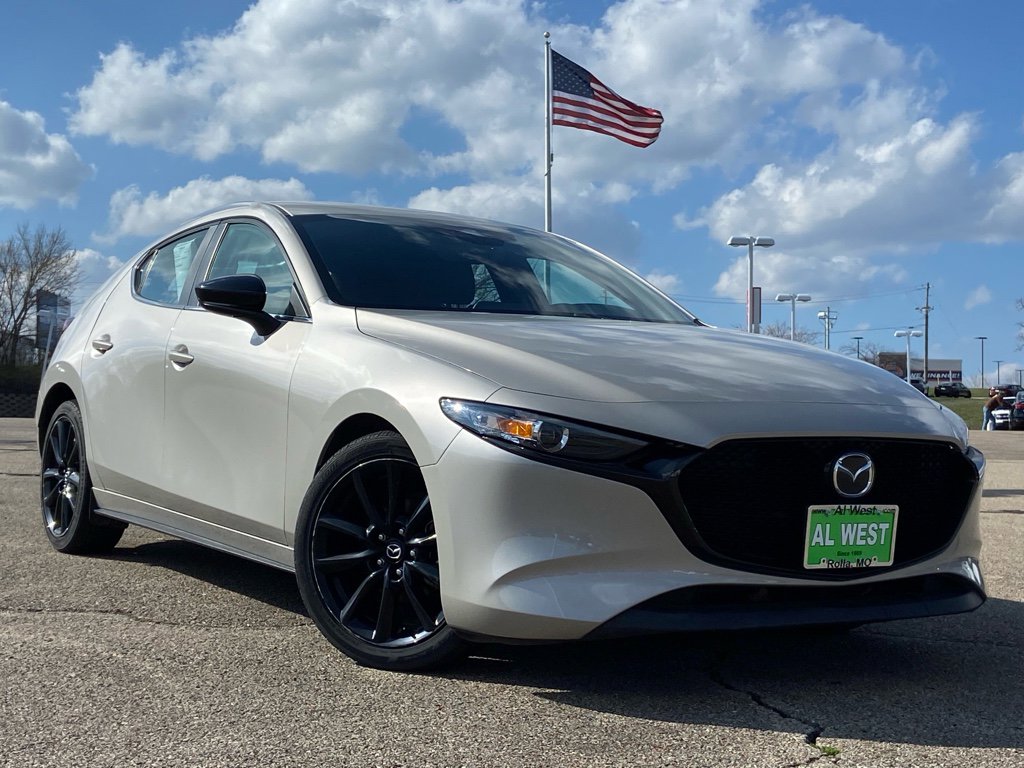 Used 2025 MAZDA MAZDA3 s Sport FWD image 2