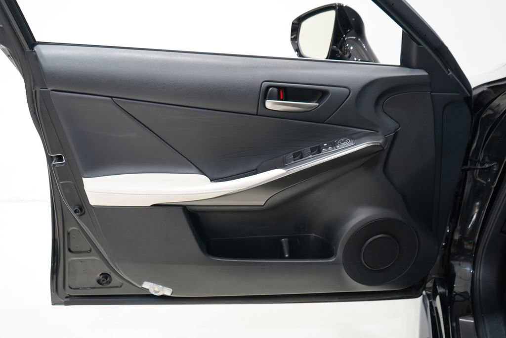 Used 2022 Lexus IS 350 F Sport w/ Accessory Package image 18