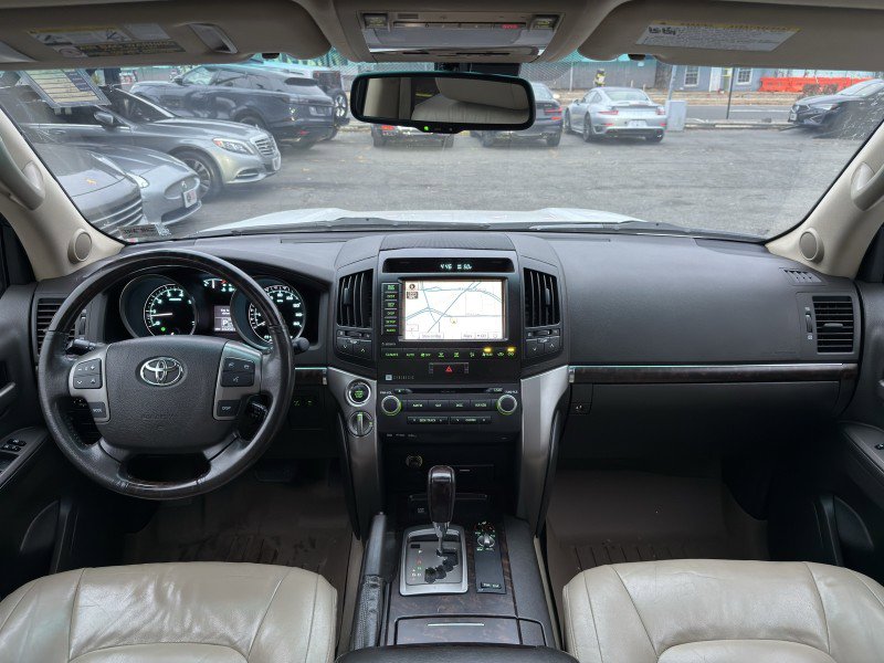 Used 2011 Toyota Land Cruiser 4WD image 32