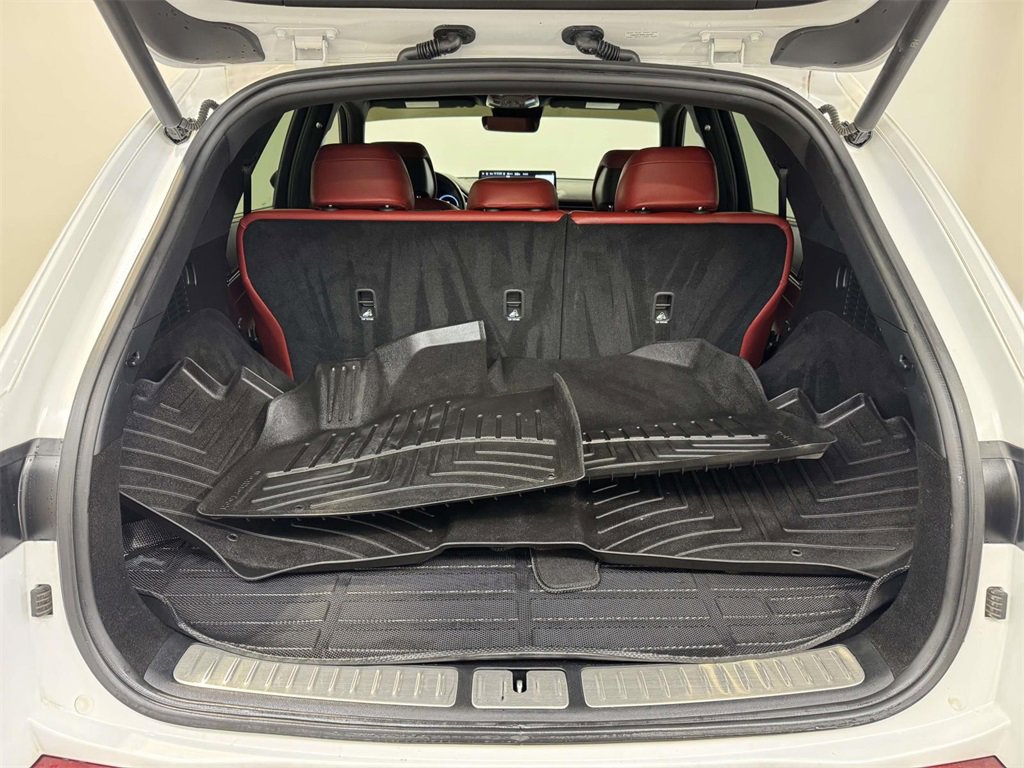 Used 2023 Genesis GV70 2.5T w/ Sport Prestige Package image 14