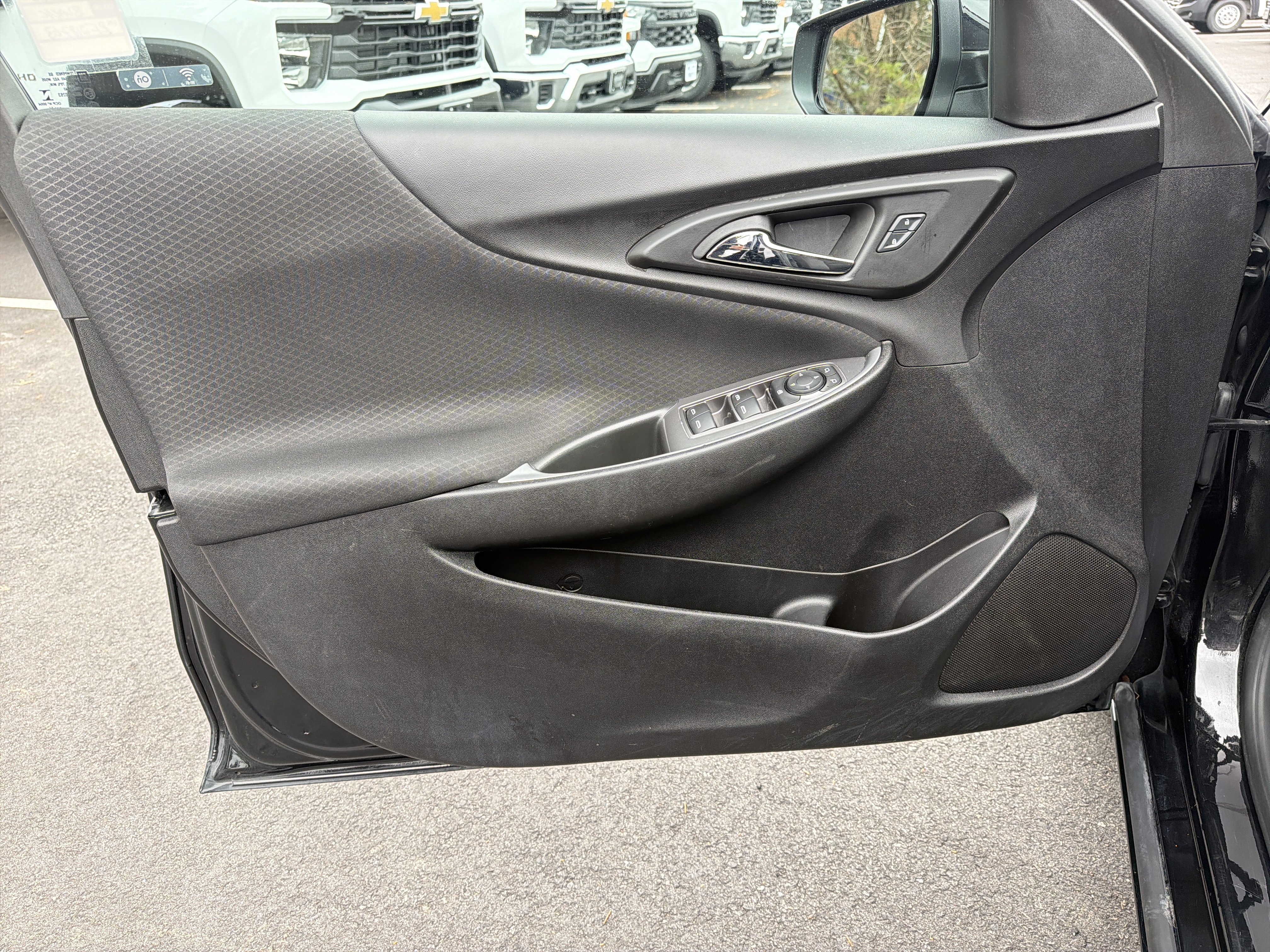 Used 2024 Chevrolet Malibu LT FWD image 13