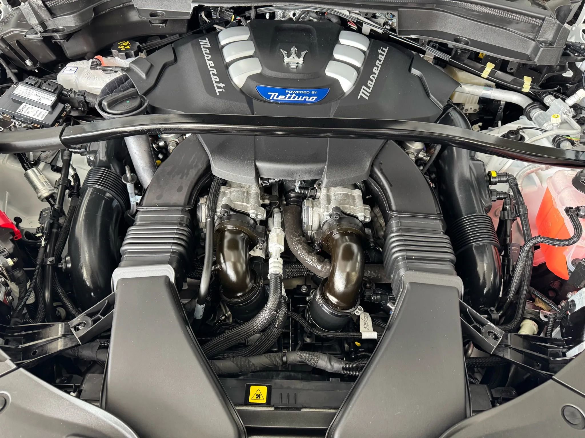 Used 2023 Maserati Grecale Trofeo image 52