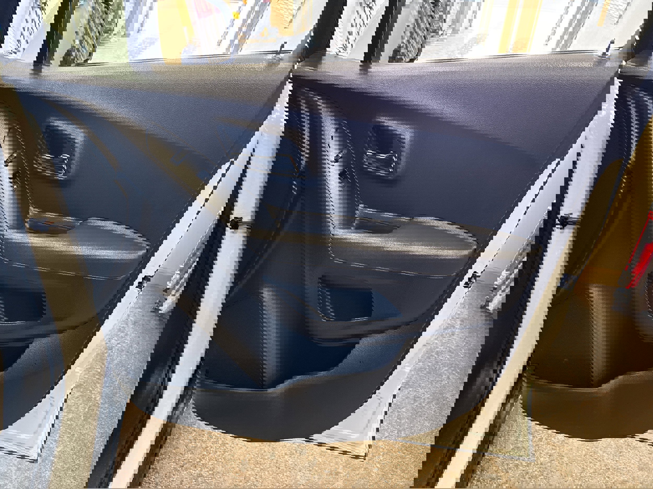 Used 2018 Chevrolet Trax LT w/ LT Convenience Package AWD/4WD image 23