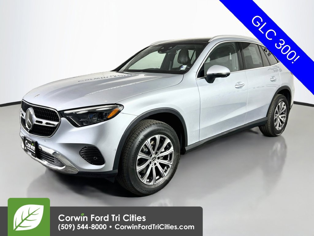 Used 2023 Mercedes-Benz GLC 300 4MATIC image 5