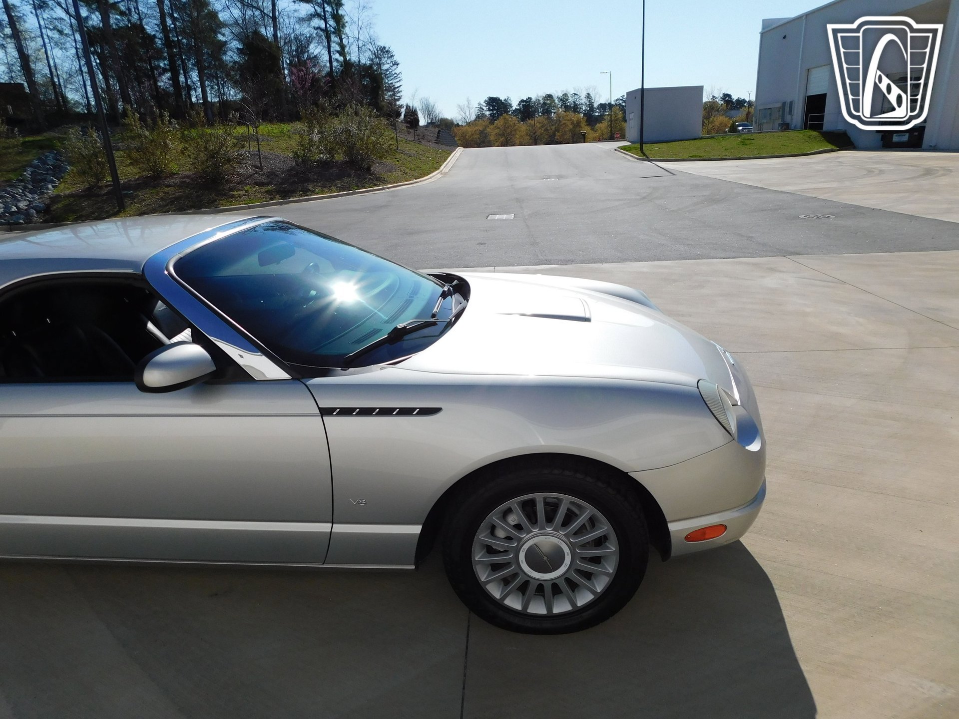 Used 2004 Ford Thunderbird image 35