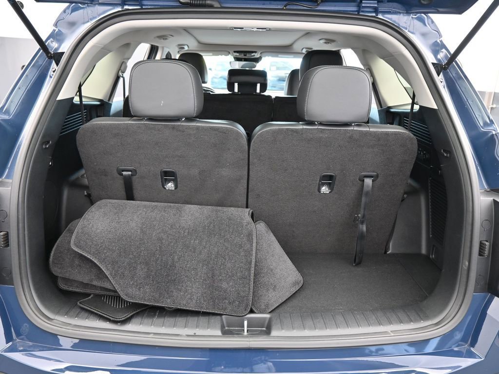 Used 2025 Kia Sorento S w/ Panoramic Sunroof Package image 37