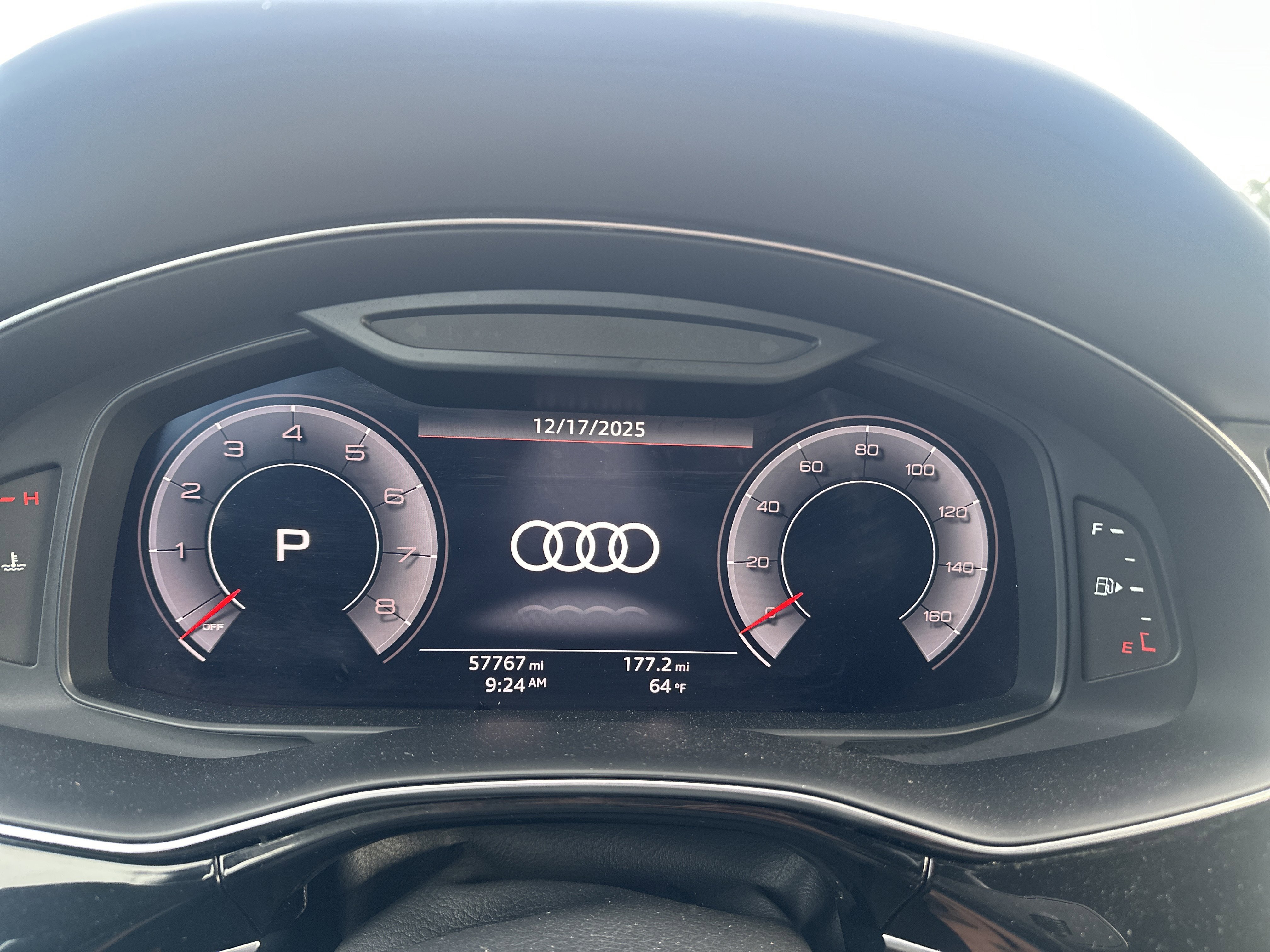 Used 2019 Audi Q8 Prestige w/ Luxury Package image 11