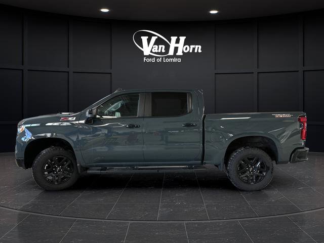 Used 2025 Chevrolet Silverado 1500 LT Trail Boss w/ LT Trail Boss Premium Package AWD/4WD image 12