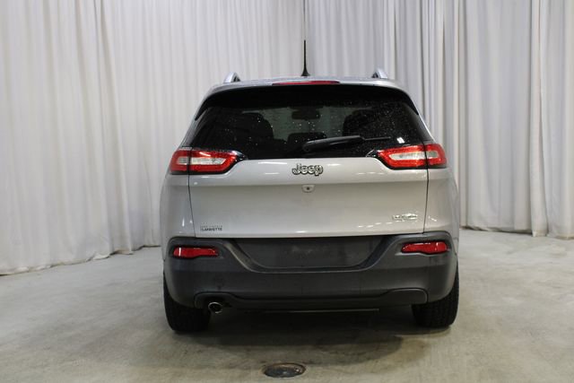 Used 2015 Jeep Cherokee Latitude FWD image 24