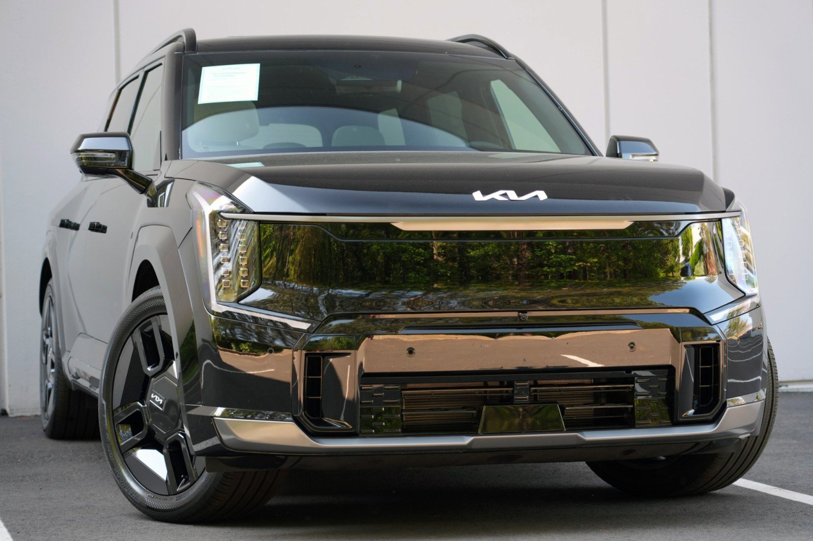 Used 2025 Kia EV9 GT-Line AWD/4WD image 4