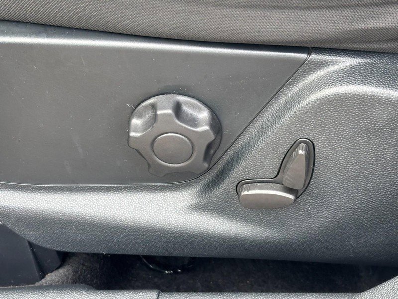 Used 2021 Ford EcoSport SE w/ SE Appearance Package image 17