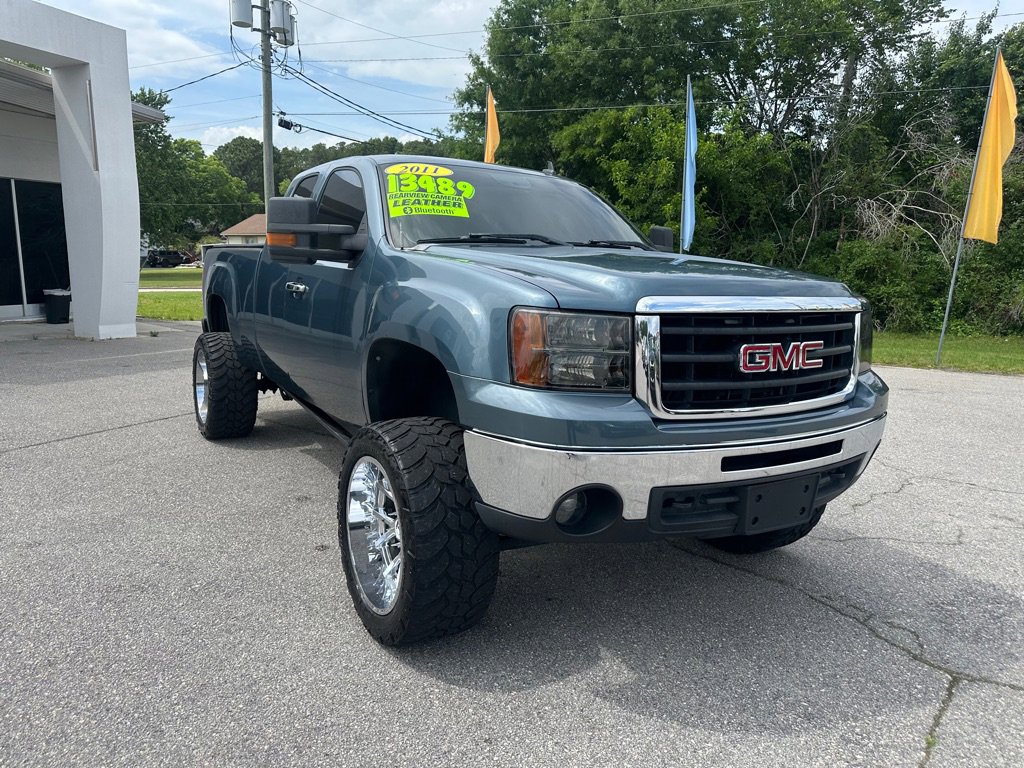 Used 2011 GMC Sierra 1500 SLE w/ Power Tech Package AWD/4WD image 7