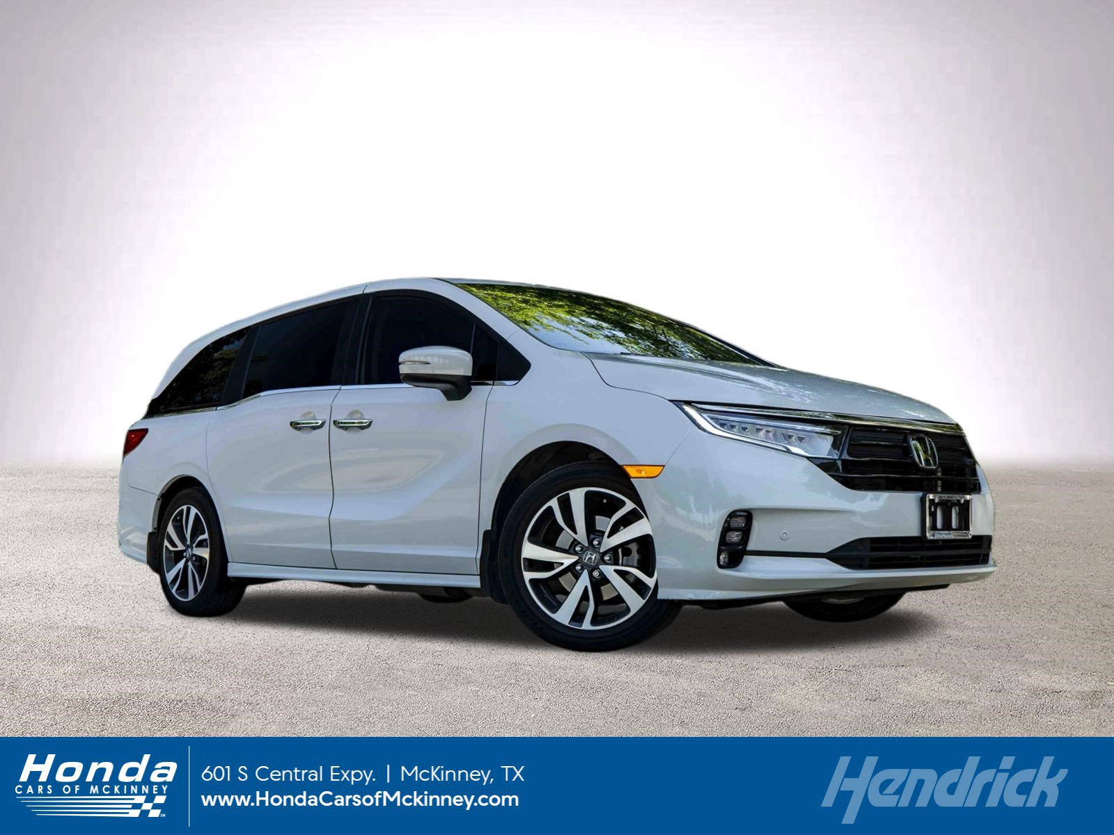 Used 2024 Honda Odyssey Touring image 1