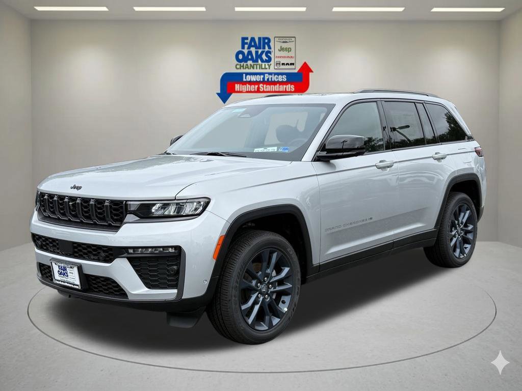New 2026 Jeep Grand Cherokee Limited AWD/4WD image 3