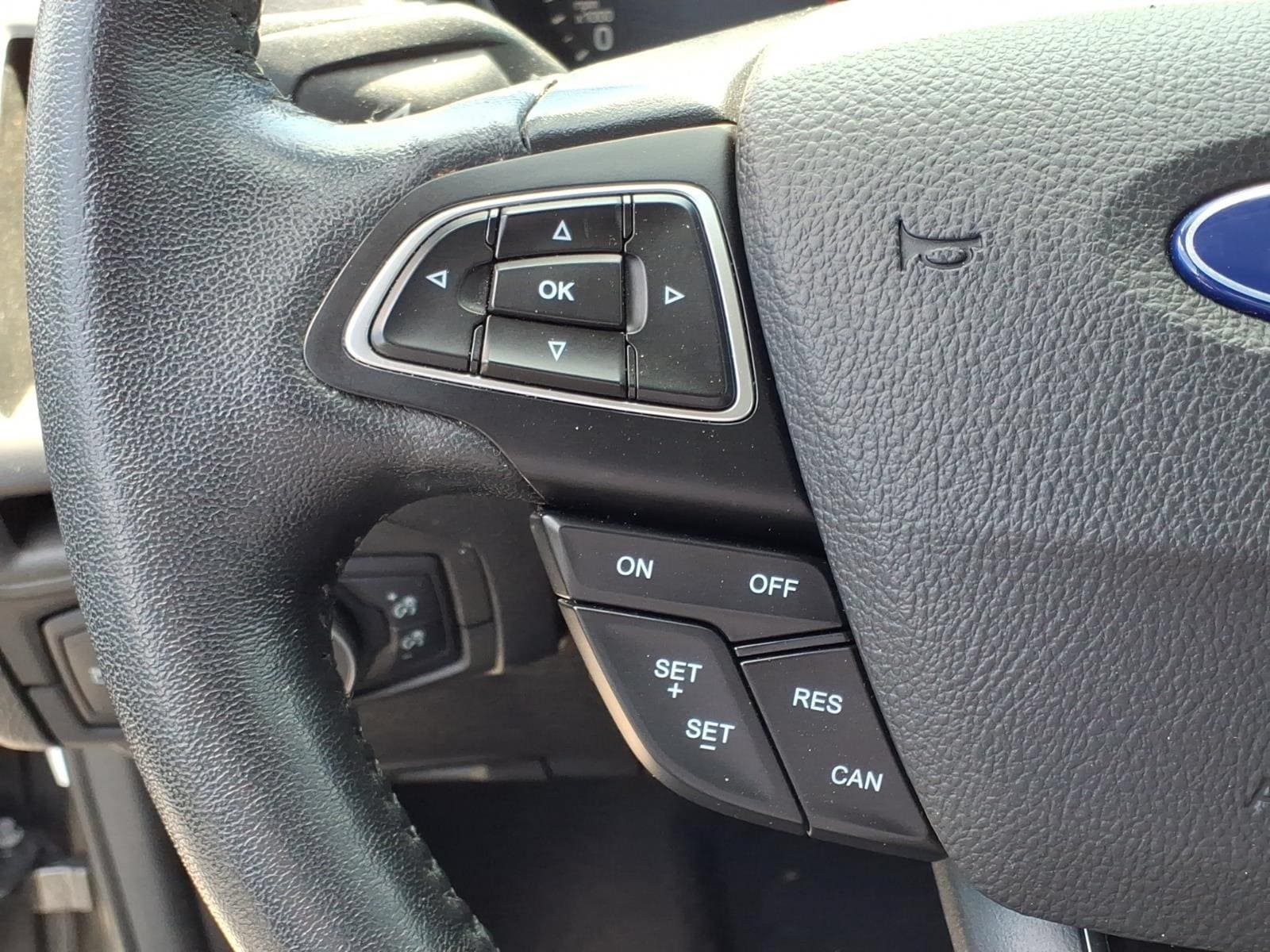 Used 2018 Ford Focus SE w/ Cold Weather Package FWD image 24