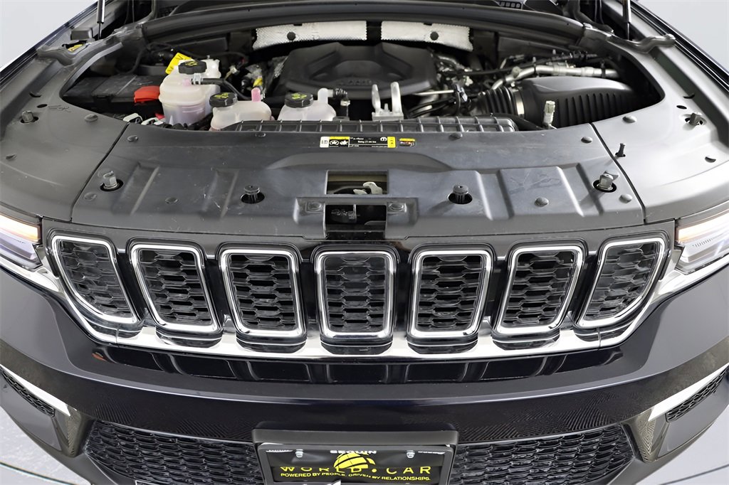 Used 2022 Jeep Grand Cherokee Limited 4xe image 46