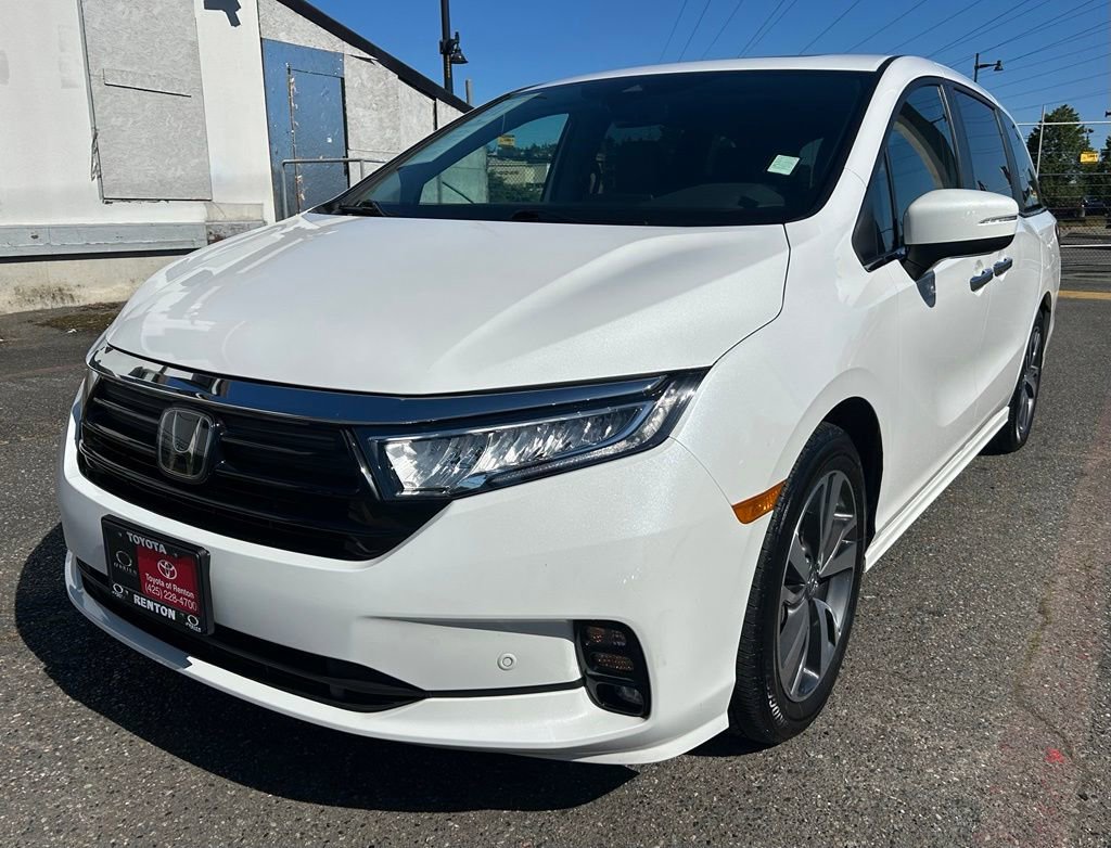 Used 2023 Honda Odyssey Touring image 1