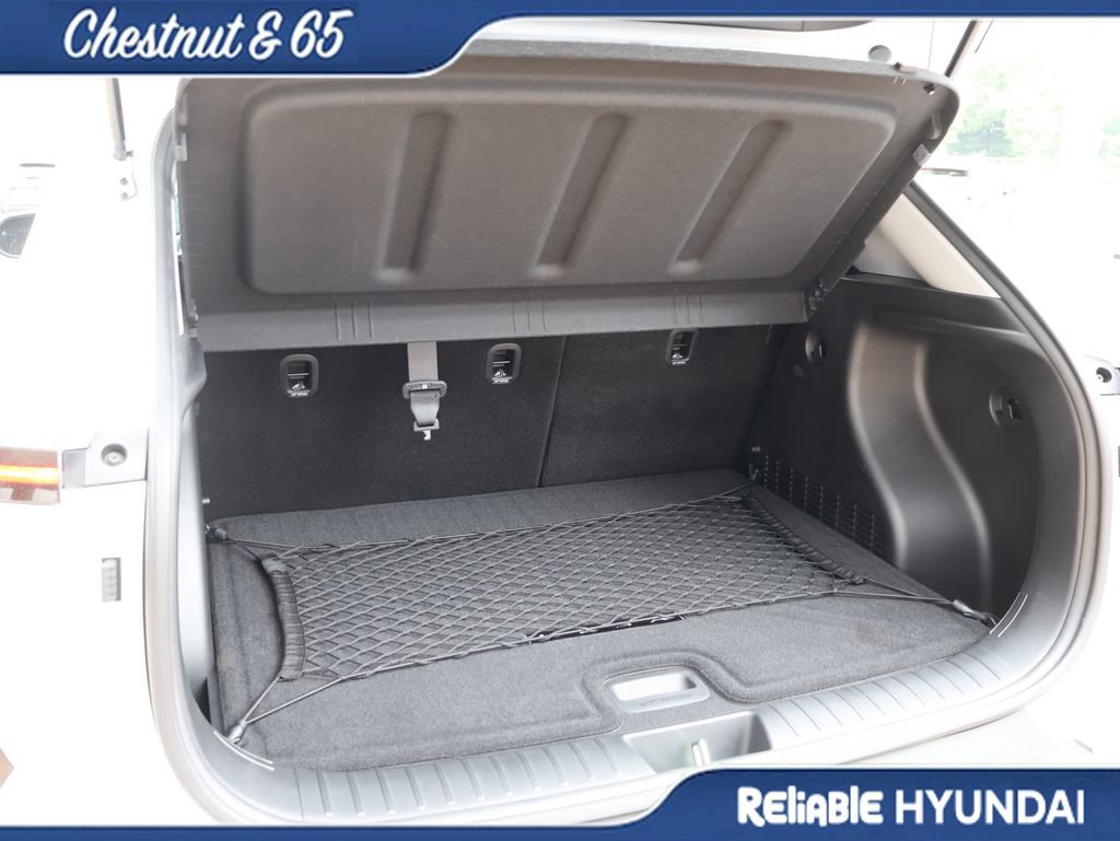 Used 2024 Hyundai Kona SEL w/ Convenience Package FWD image 16