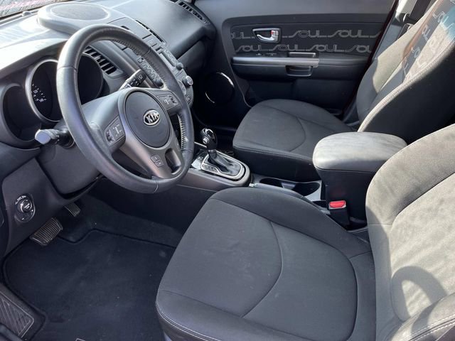 Used 2012 Kia Soul + w/ Audio Pkg image 25
