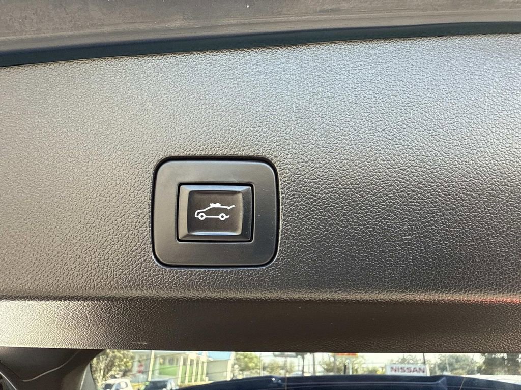 Used 2022 Buick Encore GX Essence w/ Advanced Technology Package image 13