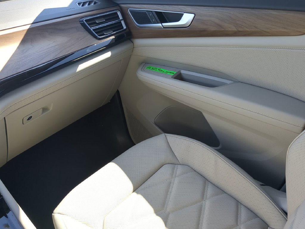 New 2026 Volkswagen Atlas SE FWD image 17