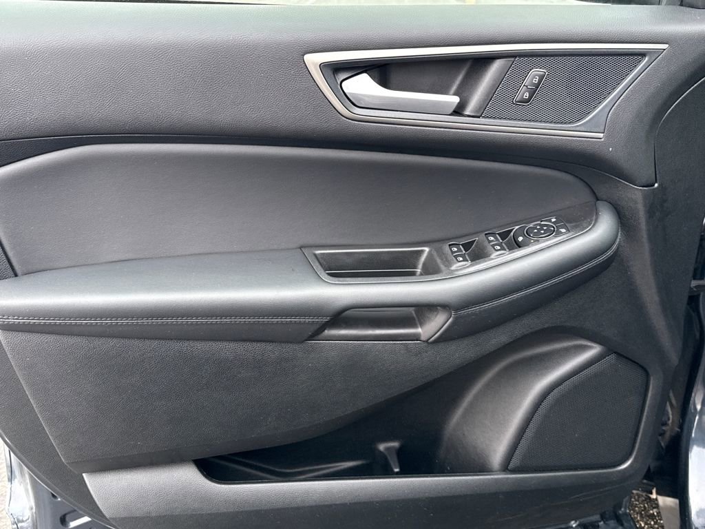 Certified 2024 Ford Edge SEL w/ Convenience Package image 16