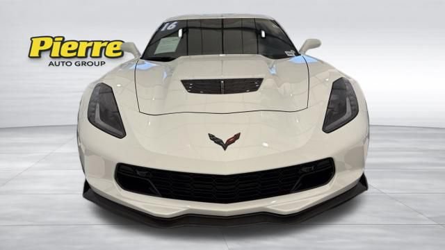 Used 2016 Chevrolet Corvette Z06 w/ 3LZ Preferred Equipment Group RWD image 8