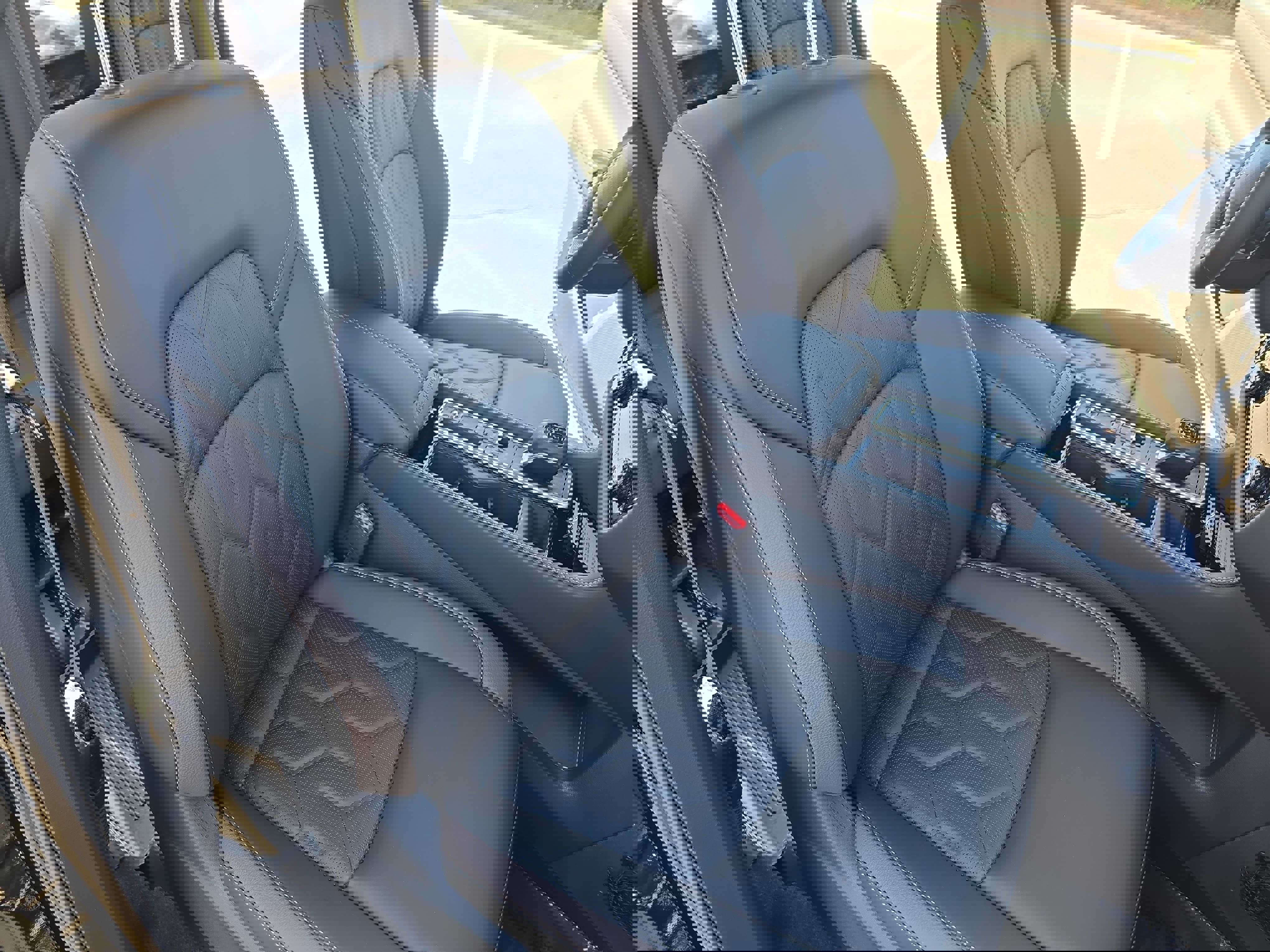 New 2026 Nissan Pathfinder Platinum image 10